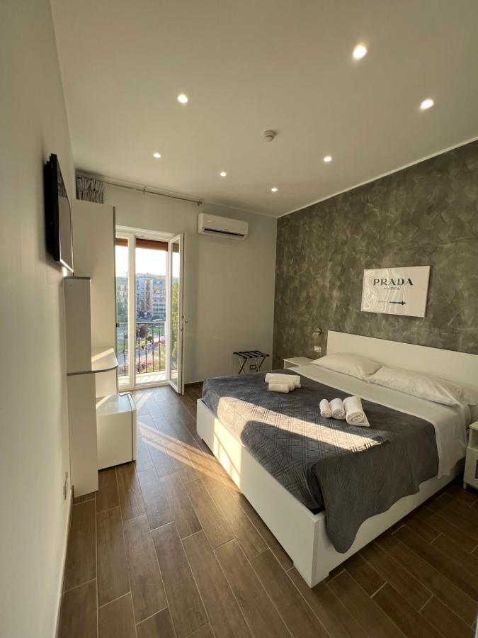 Metropolis Home Nápoly Kültér fotó